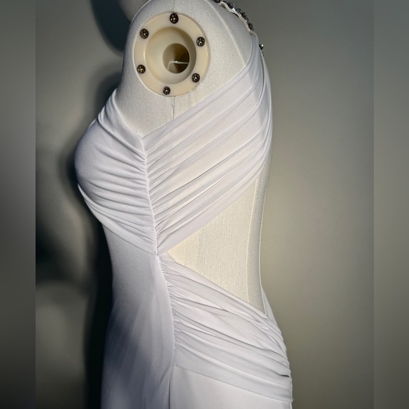70s Inspired White Rhinestone Evening Gown - Picture 9 of 11